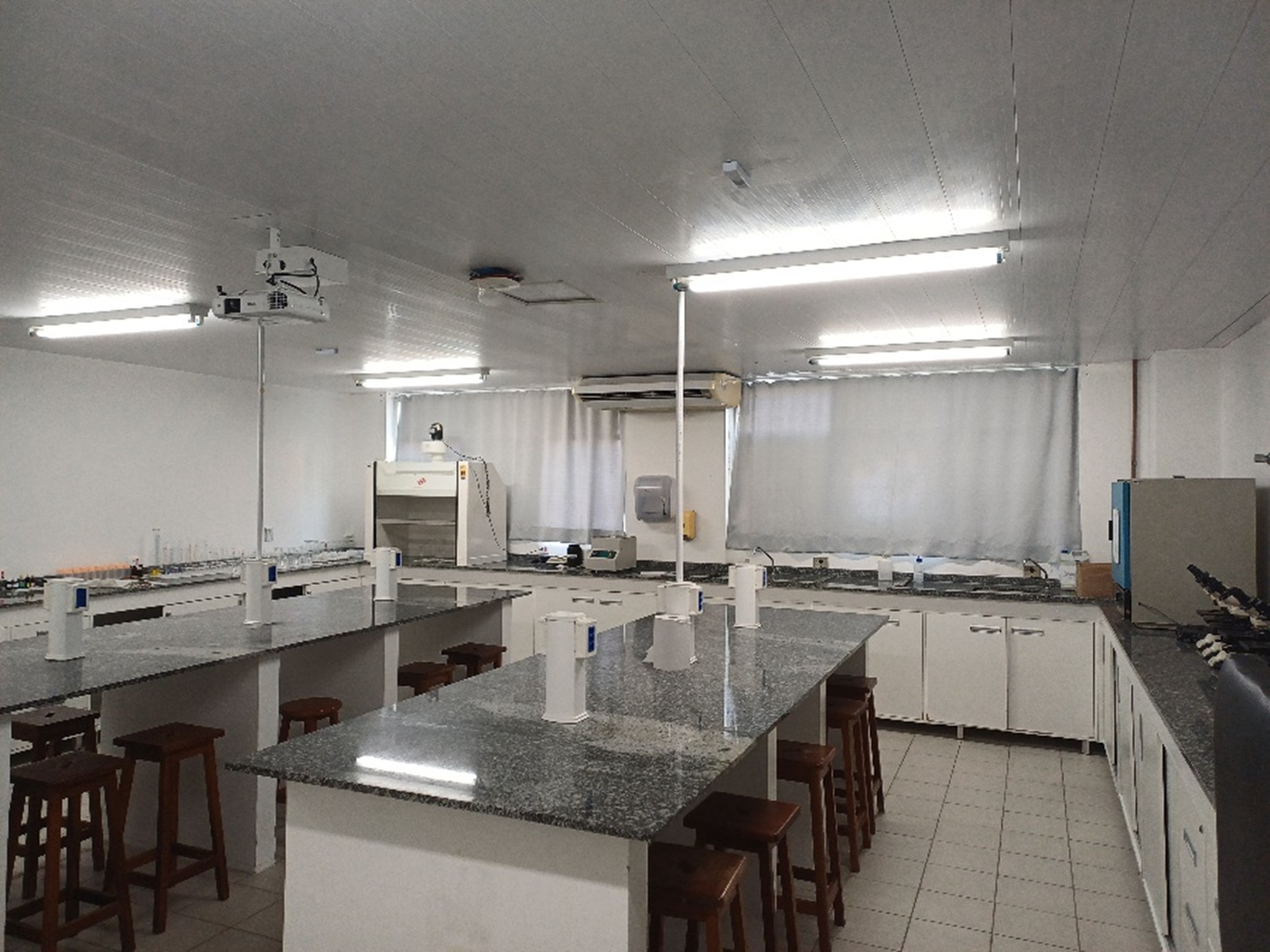 Imagem do laboratório