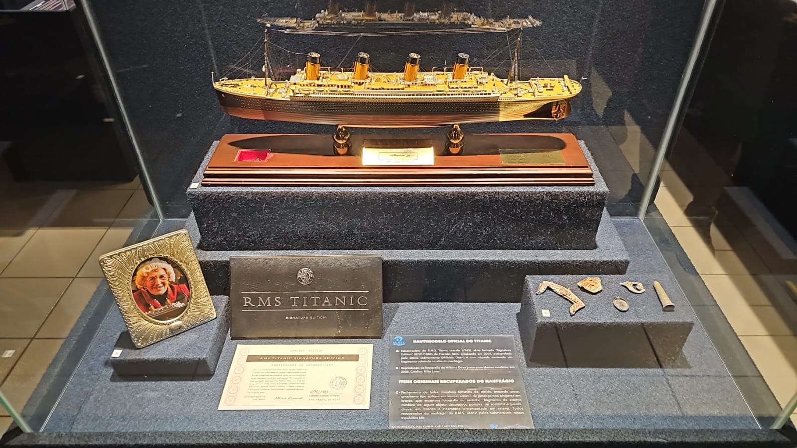 R.M.S. TITANIC 切手額装品 TITANIC - MOVI inaugura a exposição permanente mais completa sobre
